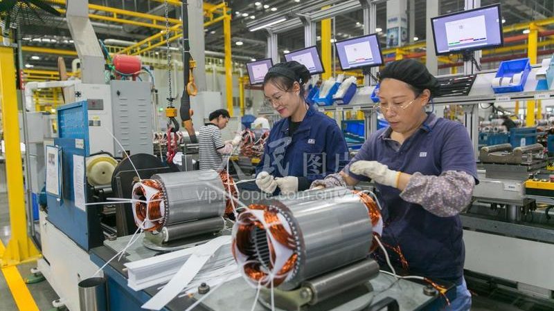 首先，我们需要了解配电柜报价单的基本构成。一般来说，报价单会包含以下内容：